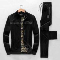 お洒落に魅せる新品 ジバンシーコピー GIVENCHY カジュアル感ある上下セット