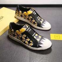2026秋冬  フェンディFENDI スタイリッシュな印象 スニーカー