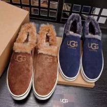 2026秋冬 UGGファッション 人気 インナーボアモカシンシューズ 2色可選