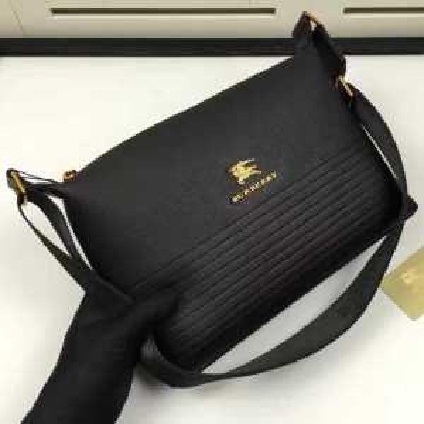 一味違うケーブル編みが魅力満点 2026春夏 バーバリー BURBERRY ショルダーバッグ 斜め掛けバッグ.47.