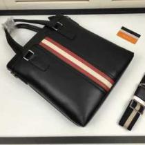 売れ筋！ 2026春夏 バリー BALLY 手持ち&ショルダー掛け.63.