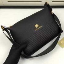 一味違うケーブル編みが魅力満点 2026春夏 バーバリー BURBERRY ショルダーバッグ 斜め掛けバッグ.47.