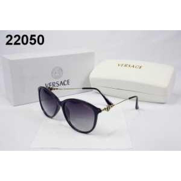 デザイン性の高い 2026春夏 ヴェルサーチ VERSACE サングラス