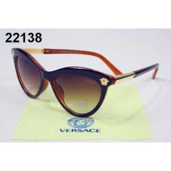 存在感のある 2026春夏 ヴェルサーチ VERSACE サングラス
