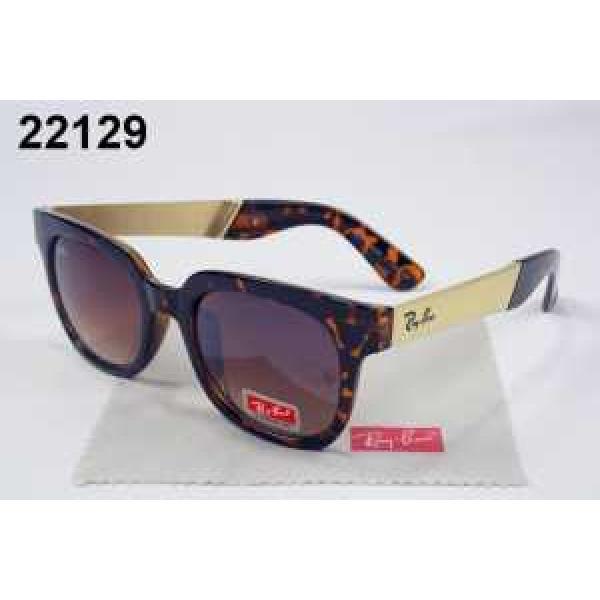 カッコ良く格上げしてくれるレイバン Raybanコピー 効果もあるサングラス.