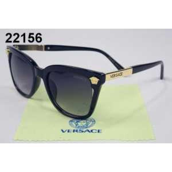 魅力的 2026春夏 ヴェルサーチ VERSACE サングラス