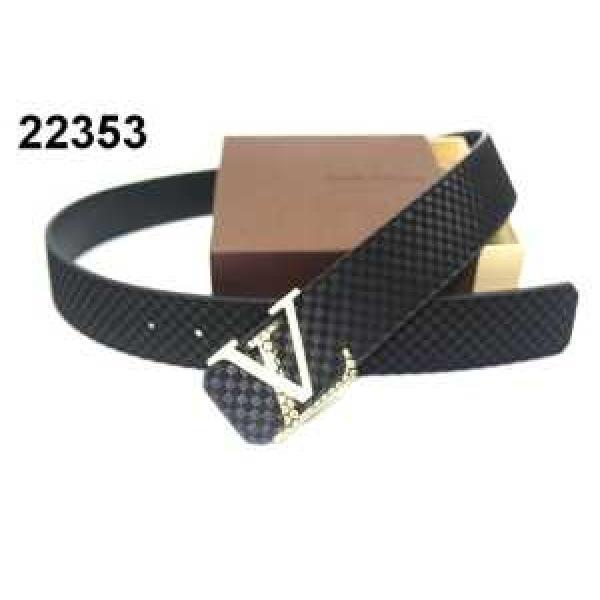 2026春夏 綺麗に決まるフォルム！ ルイ ヴィトン LOUIS VUITTON ベルト