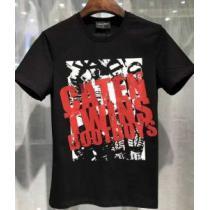 大人な雰囲気のディースクエアード DSQUARED2 大人っぽさを演出する半袖Tシャツ 2色可選