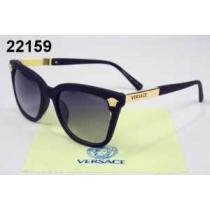 スタイリッシュな印象 2026春夏 ヴェルサーチ VERSACE サングラス