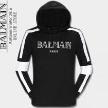 爆発なバルマン BALMAIN 落ち着いた雰囲気のパーカー 2色可選