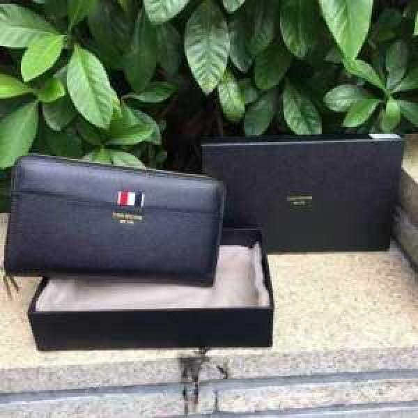 プレゼントに トムブラウン THOM BROWNE 丈夫な長財布.501.