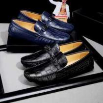 人気激売れ アルマーニ ARMANI 定評が高いカジュアルシューズ