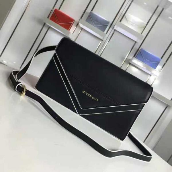 GIVENCHY2026新作大人気☆NEW!! ショルダーバッグ 多色選択可.81.