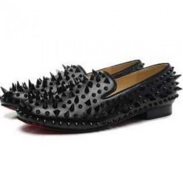 安定感のあるChristian Louboutinクリスチャンルブタン 相性も良い ビジネスシューズ.