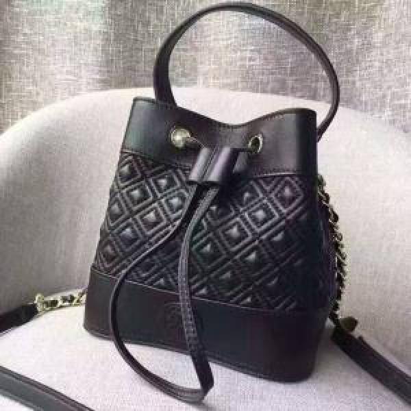 17新作 高級感溢れるデザイン トリーバーチ TORY BURCH.493.
