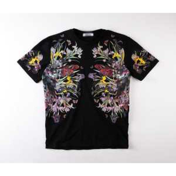 大人の個性を。 2026春夏 ジバンシィ GIVENCHY 半袖T プリント 着心地満点