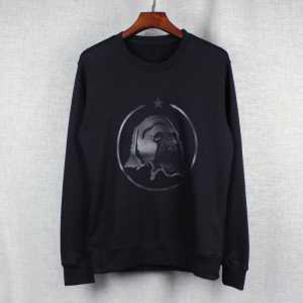 GIVENCHY ジバンシィ 魅惑 2026春夏 プルオーバーパーカー 人目を惹くデザイン