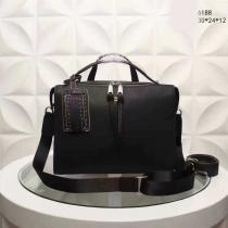 2026新作 売れ筋FENDI 多色選択可 手持ち&ショルダー掛け.150.