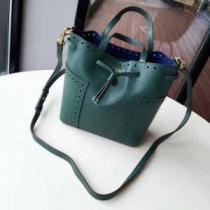 手持ち&ショルダー掛け めちゃくちゃお得 17新作 トリーバーチ TORY BURCH.493.