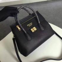 プラダ PRADA 2026 個性派 新作 手持ち&ショルダー掛け 多色選択可.68.