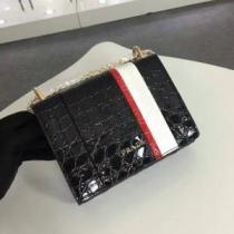 ポーチ 多色選択可 ショルダーバッグ 2026新作 PRADA  プラダ  目玉商品 .68.