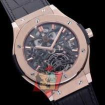 ランキング商品 2026春夏 HUBLOT 男性用腕時計 3色可選 透かし彫りムーブメント.178.