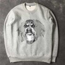 ムダな装飾を排したデザイン GIVENCHY プルオーバーパーカー 2026春夏 犬の頭図案 適度な厚み