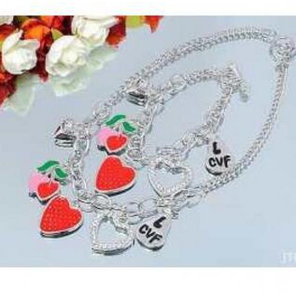 HOT大人気　JUICY COUTURE ジューシークチュールエレガントな雰囲気ネックレス、ブレスレット2点セット..218.