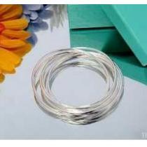 プレゼントにおすすめTiffany & Co ティファニー重厚感あるバングル..220.