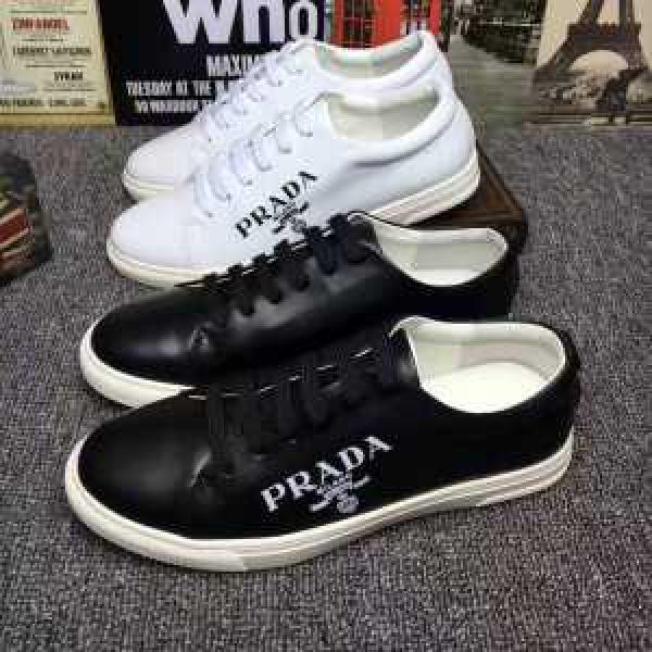 フラットシューズ 2色可選 2026最新入荷 プラダ PRADA 軽量で疲れにくい
