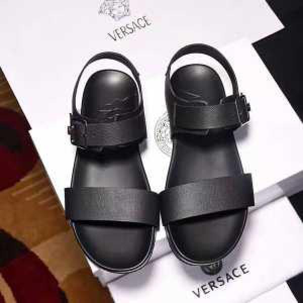 VERSACE サンダル 2色可選ファション性の高い ヴェルサーチ 