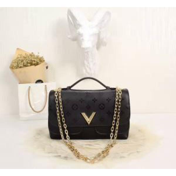 LOUIS VUITTON オリジナリティに富んだバッグル2025SS3色選択可 ショルダーバッグ ルイ ヴィトン.49..49..49..49..49..49..49..49..49..49..49..49.