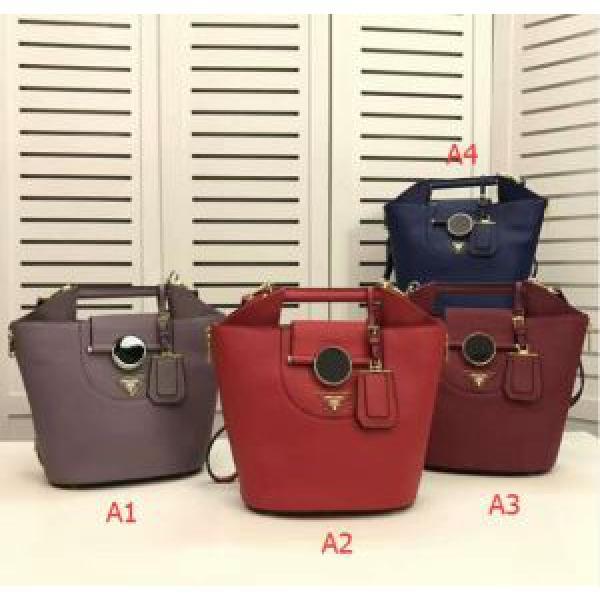 4色選択可プラダ PRADA ハンドバッグ高級感を引き立てる 2026-2026年モデル入荷.68.