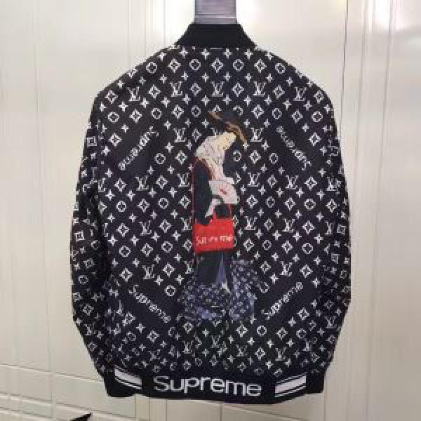 LVsupreme 強い魅力を感じる一枚 2026新作 シンプルなデザイン 2色可選