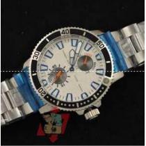 回転ベゼル Ulysse Nardin ユリスナルダン マリーンダイバー 男性用  チタン自動巻き腕時計 263-90-7M 91 42.7ミリのケースサイズ.183.