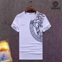 人気激売れ 3色可選 2026春夏 VERSACE ヴェルサーチ シンプル 半袖Tシャツ 値下げ！