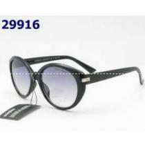 重宝するARMANI　アルマーニ　便利なケース付きサングラス EA4086F 
