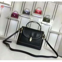 2026最新入荷ブルガリ BVLGARI ショルダーバッグ 多色選択可.472.