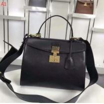 贈り物にも◎ 2026SSディオール DIOR 4色選択可 手持ち&ショルダー掛け.58.