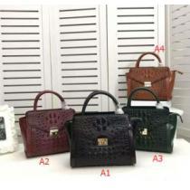 お得新品2026最新入荷手持ち&ショルダー掛け  プラダ PRADA 4色選択可.68.