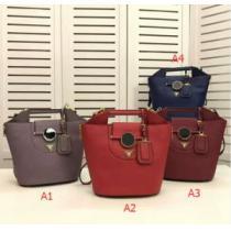 4色選択可プラダ PRADA ハンドバッグ高級感を引き立てる 2026-2026年モデル入荷.68.