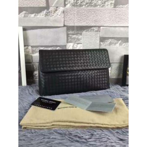 スタイリッシュな印象ポーチ  2017春夏 ボッテガブランド BOTTEGA VENETA 春夏.61.