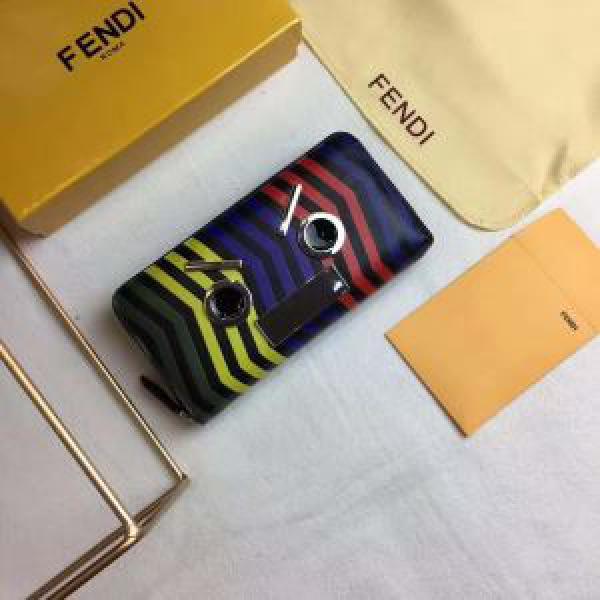 高級感演出 2026春夏 フェンディ FENDI 長財布 低価直輸入専門店.506.