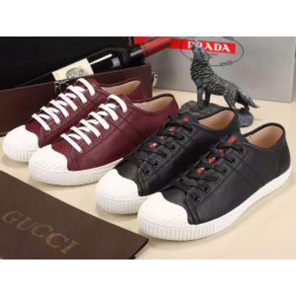 個性的なデザ カジュアルシューズ 2色可選プラダ PRADA 2026春夏 綺麗に決まるフォルム！