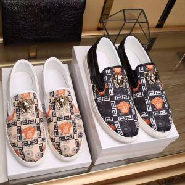 カジュアルシューズ  2色可選VERSACE ヴェルサーチ 魅力ファッション　