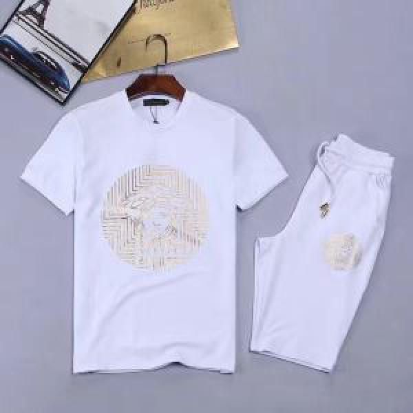 上下セット 2色可選2026春夏首胸ロゴ  ヴェルサーチ VERSACE 半袖Tシャツ