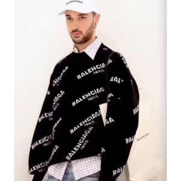 今からの季節にピッタリ！ シンプルなデザイン バレンシアガ BALENCIAGA 2026