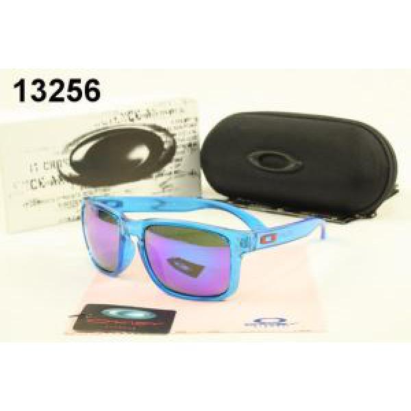 数量限定お買い得 2026春夏 オークリー OAKLEY  サングラス使用の目安