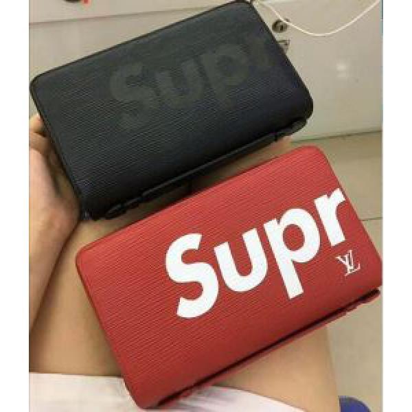 SALE!今季 爆買い2026 SUPREME一味違うケーブル編みが魅力満点ポーチ 2色可選.161.