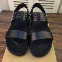 Christian Louboutin フラットシューズ SALE開催  2026 クリスチャンルブタン
